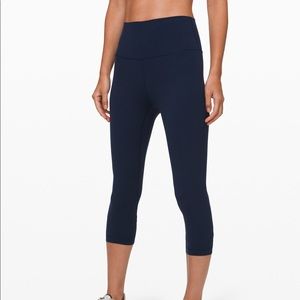 Lululemon Align Crop 21” Leggings Size 8 Navy
